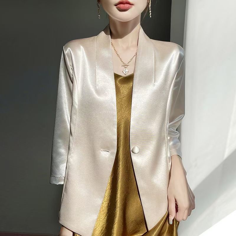 Blusa Feminina de Cetim Dourad - Women'S Fashion Gilded Age avaliação e preço