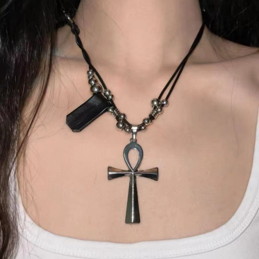 Novo Colar Gótico com Pingente - Women Fashion Egypt avaliação e preço